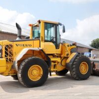 Volvo L90F BUCKET + FORKS - Image 5