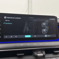 Kia EV9 AWD 385hp GT-Line 7-Seats Pano Head Up - Image 35