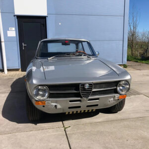 Alfa Romeo GT 1300 Junior 1.6L