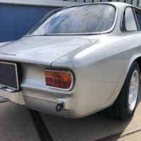 Alfa Romeo GT 1300 Junior 1.6L - Image 2
