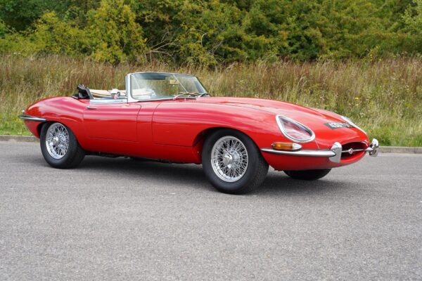Jaguar E-Type Series 1 Flat Floor 3.8 Roadster