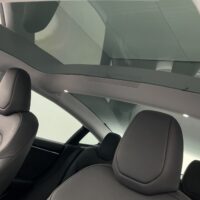 Tesla Model 3 Long Range AWD - Image 48