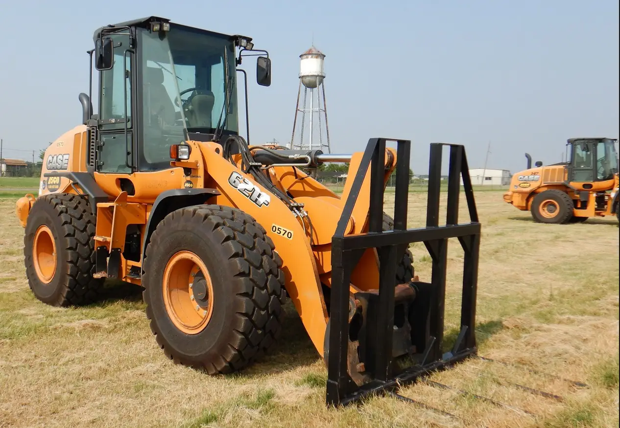 2014 Case 621F wheel loader - Image 3