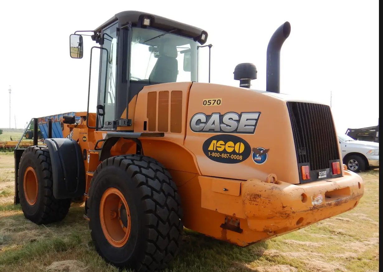 2014 Case 621F wheel loader - Image 7