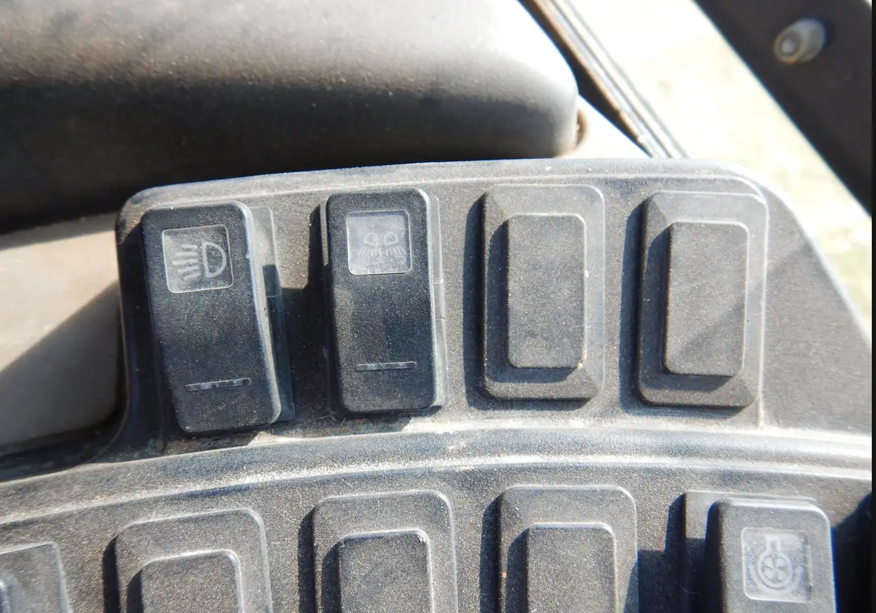 2014 Case 621F wheel loader - Image 32