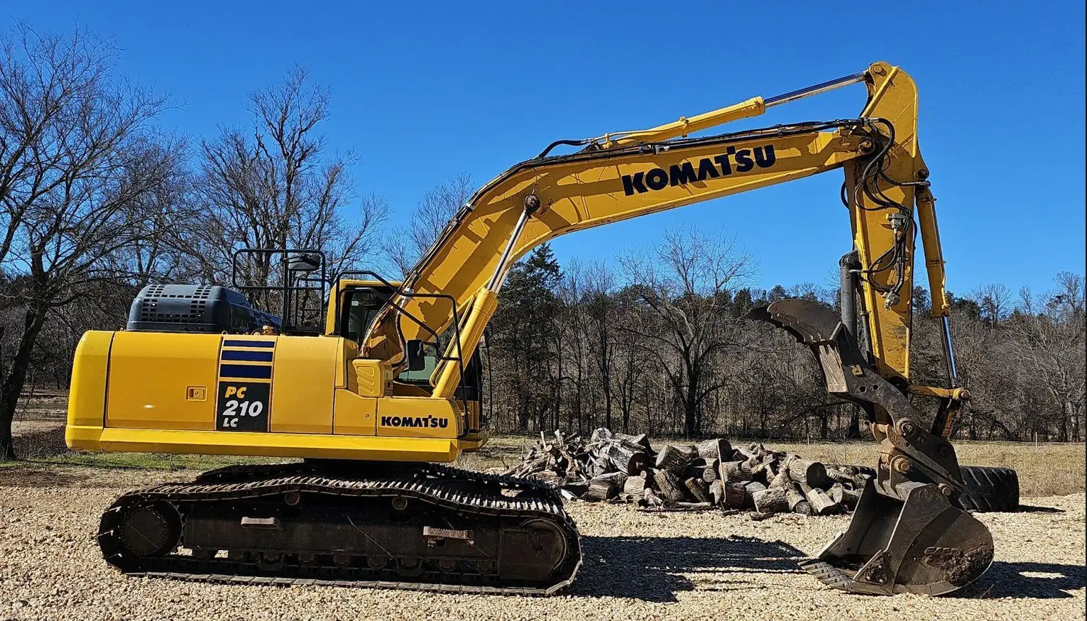 2019 Komatsu PC210LC-11 excavator - Image 4