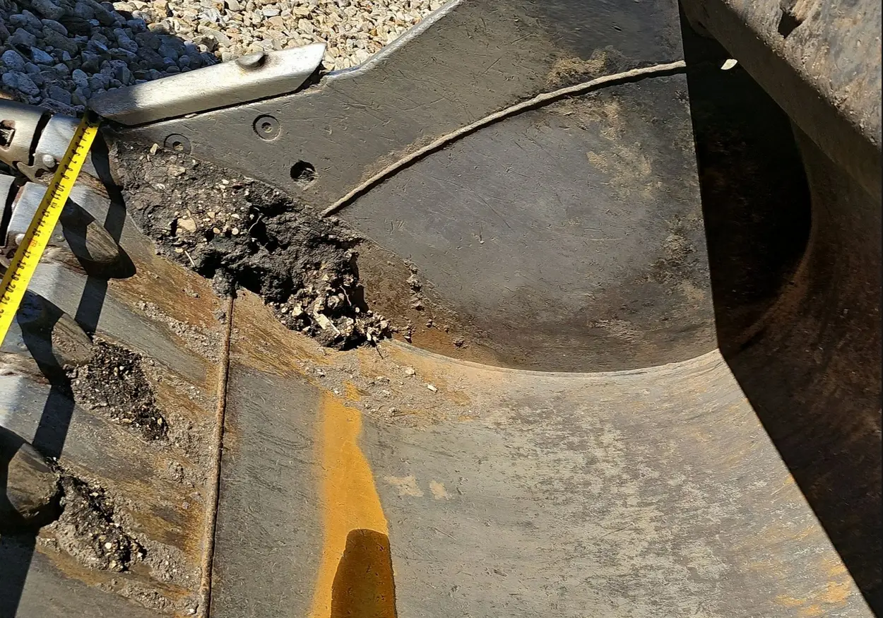 2019 Komatsu PC210LC-11 excavator - Image 15