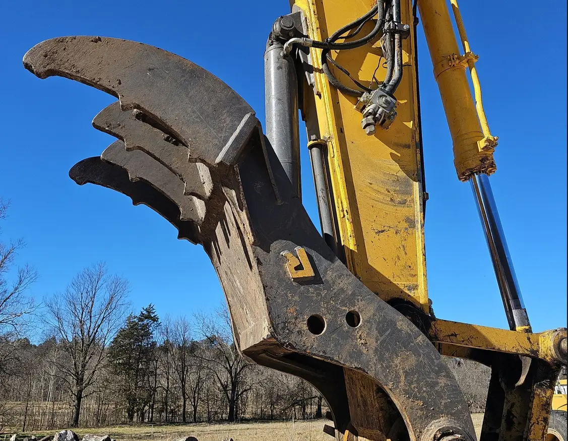 2019 Komatsu PC210LC-11 excavator - Image 21