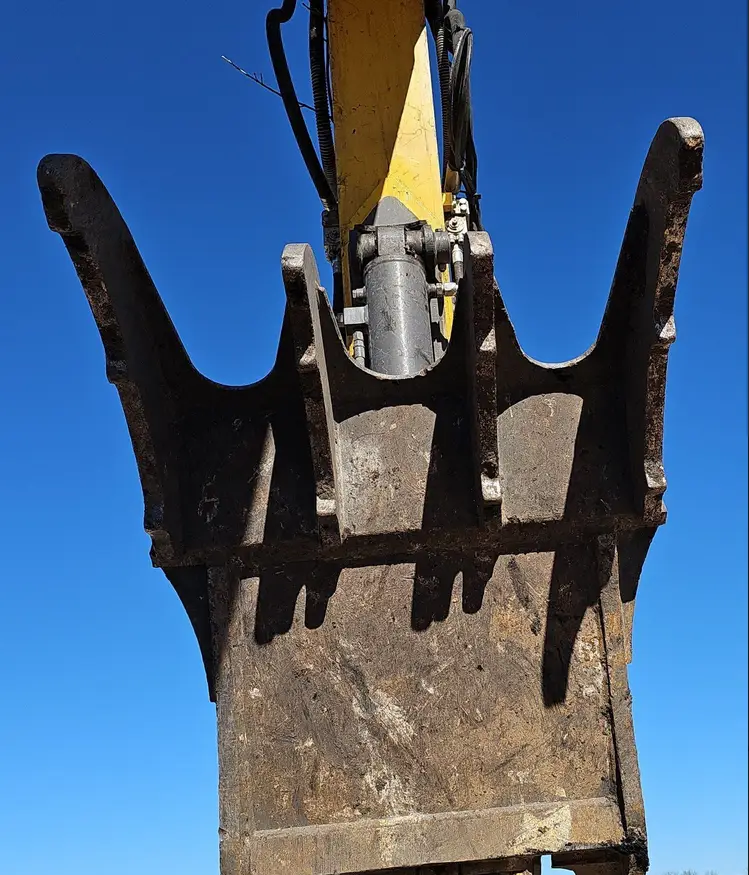 2019 Komatsu PC210LC-11 excavator - Image 22