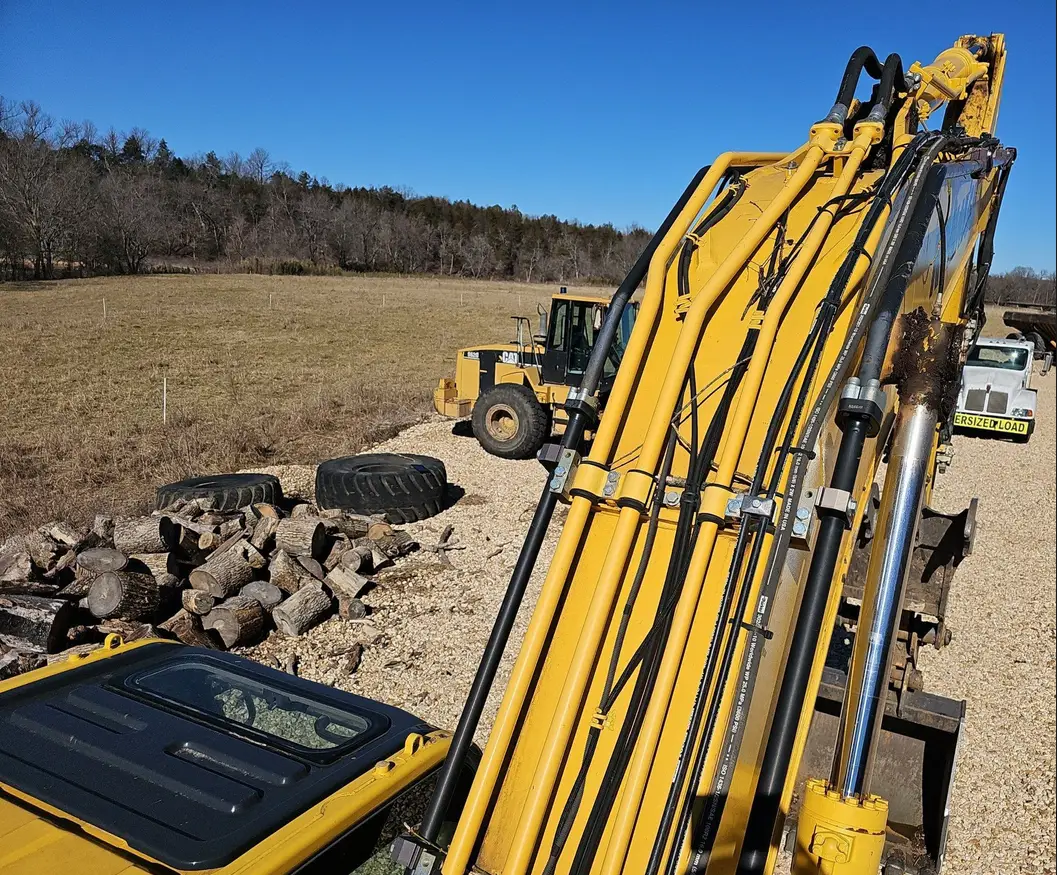 2019 Komatsu PC210LC-11 excavator - Image 24