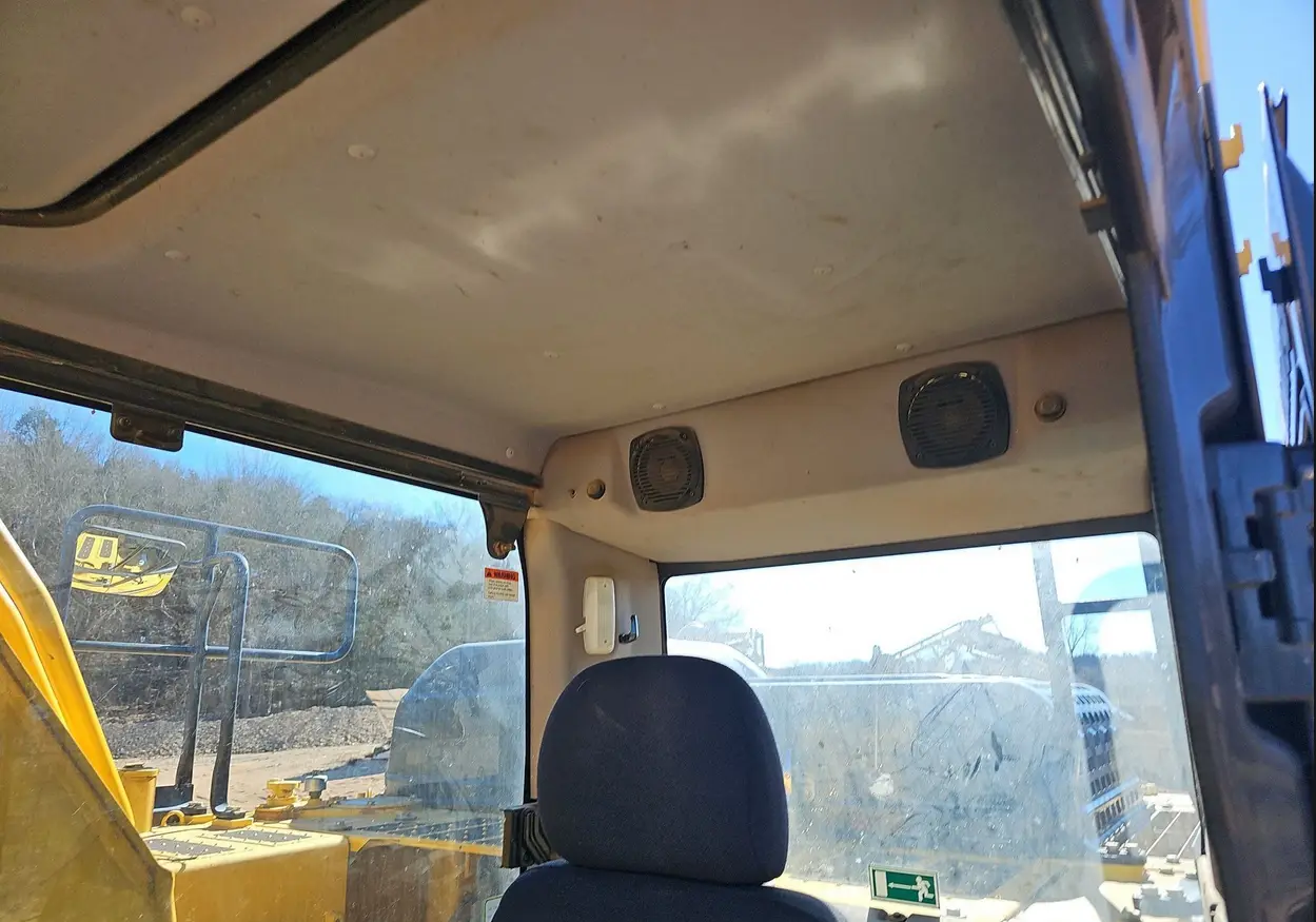 2019 Komatsu PC210LC-11 excavator - Image 31