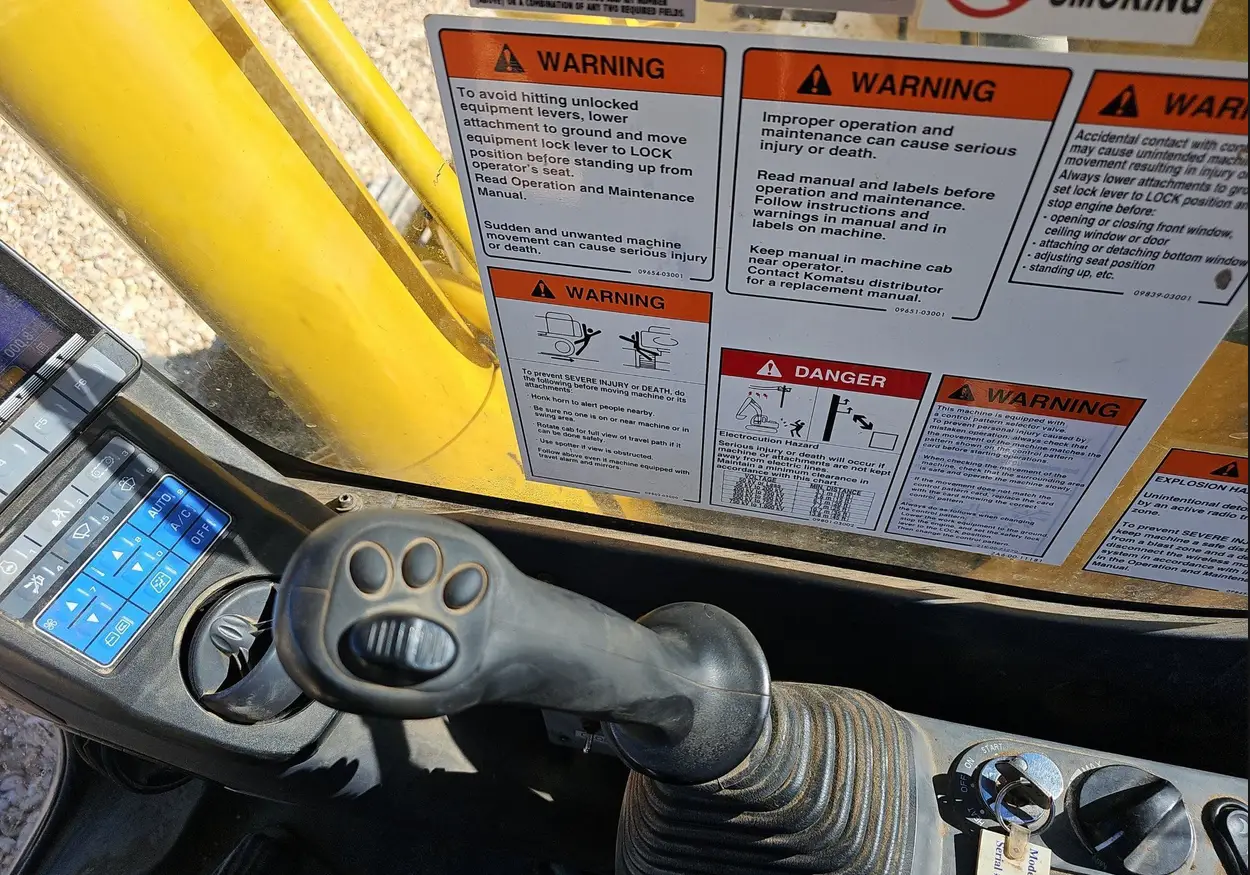 2019 Komatsu PC210LC-11 excavator - Image 35