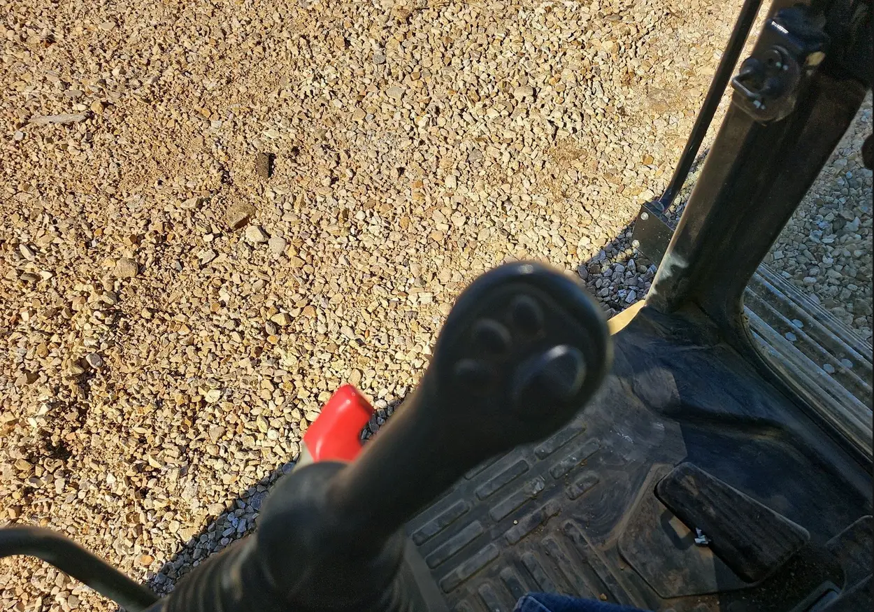 2019 Komatsu PC210LC-11 excavator - Image 40