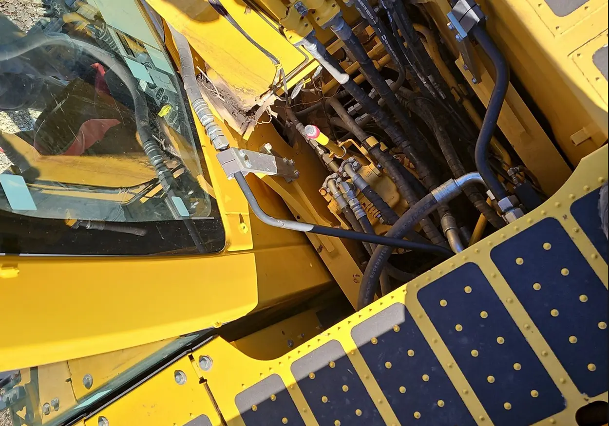 2019 Komatsu PC210LC-11 excavator - Image 47