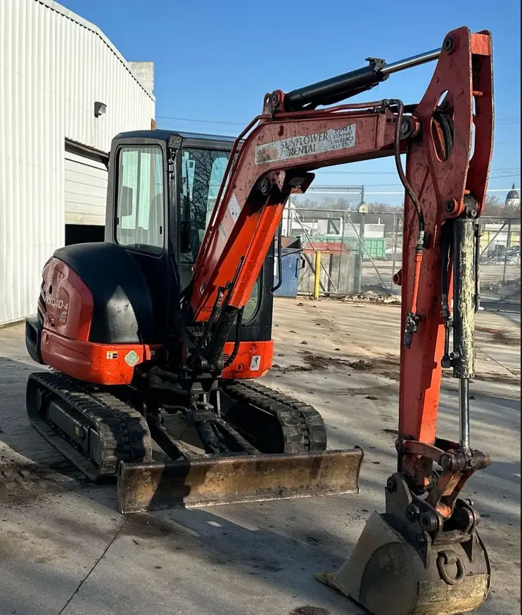 2019 Kubota KX040-4 mini excavator - Image 3