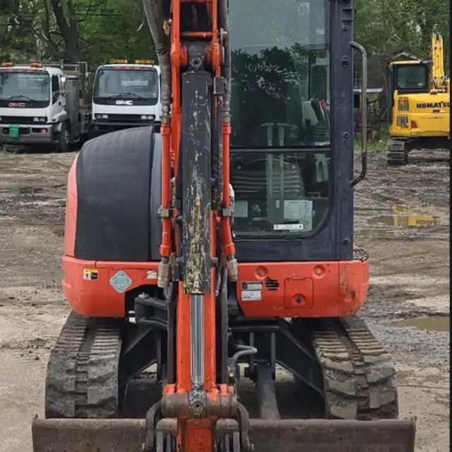 2014 Kubota KX040–4 mini excavator - Image 2