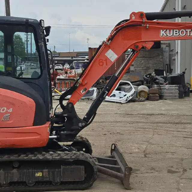 2014 Kubota KX040–4 mini excavator - Image 4