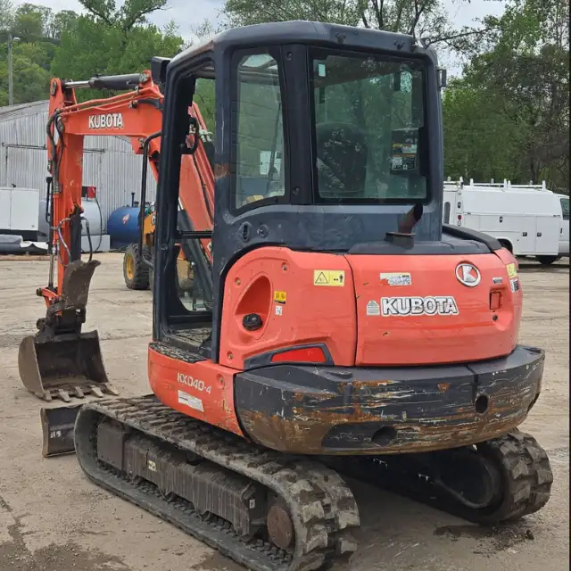 2014 Kubota KX040–4 mini excavator - Image 7