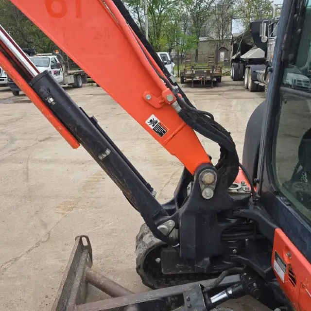 2014 Kubota KX040–4 mini excavator - Image 10