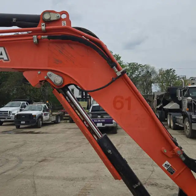 2014 Kubota KX040–4 mini excavator - Image 11