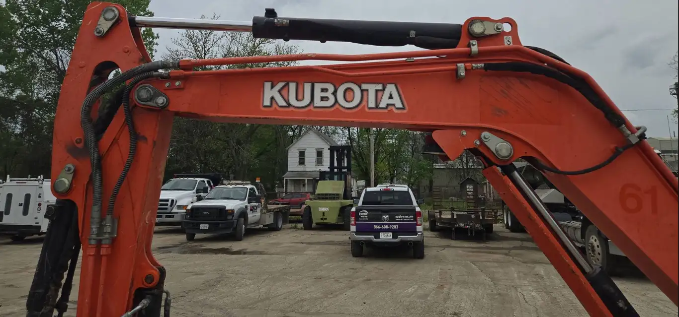 2014 Kubota KX040–4 mini excavator - Image 12
