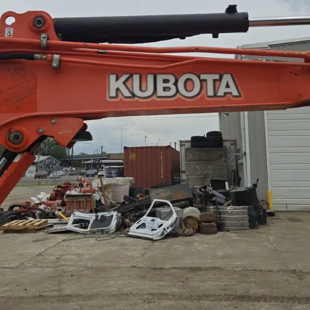 2014 Kubota KX040–4 mini excavator - Image 18