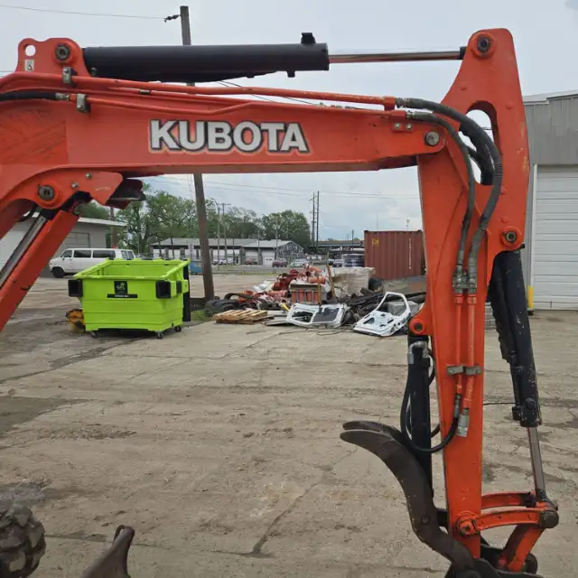2014 Kubota KX040–4 mini excavator - Image 19