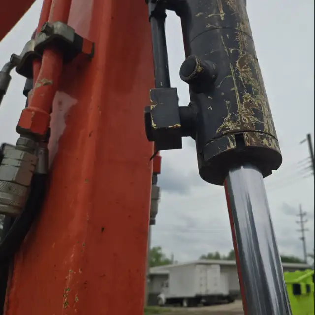 2014 Kubota KX040–4 mini excavator - Image 21