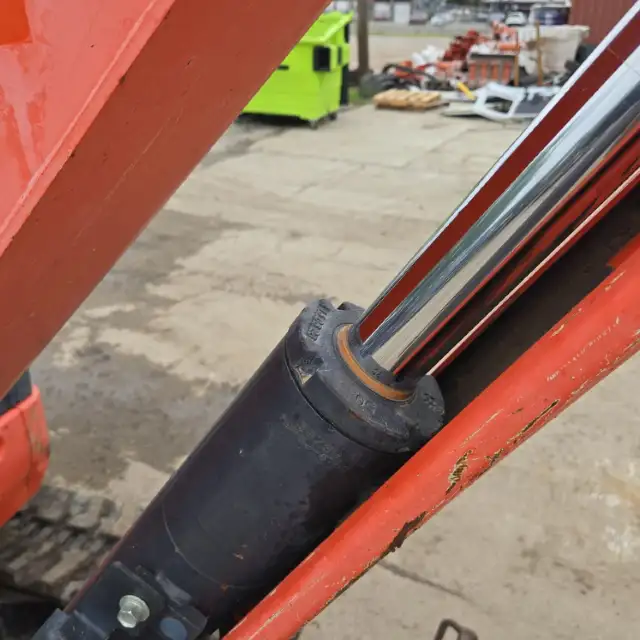 2014 Kubota KX040–4 mini excavator - Image 23