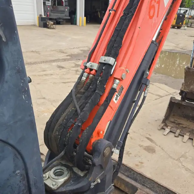 2014 Kubota KX040–4 mini excavator - Image 27