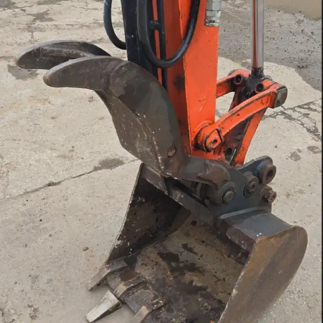 2014 Kubota KX040–4 mini excavator - Image 33