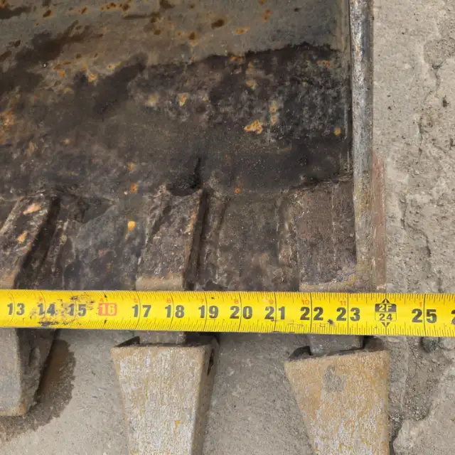 2014 Kubota KX040–4 mini excavator - Image 36