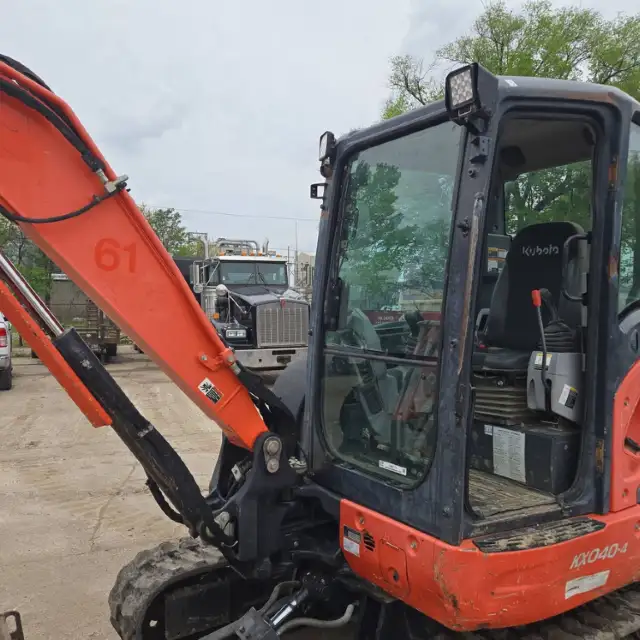 2014 Kubota KX040–4 mini excavator - Image 41