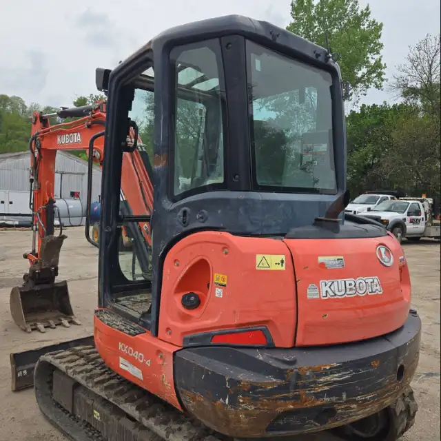 2014 Kubota KX040–4 mini excavator - Image 42