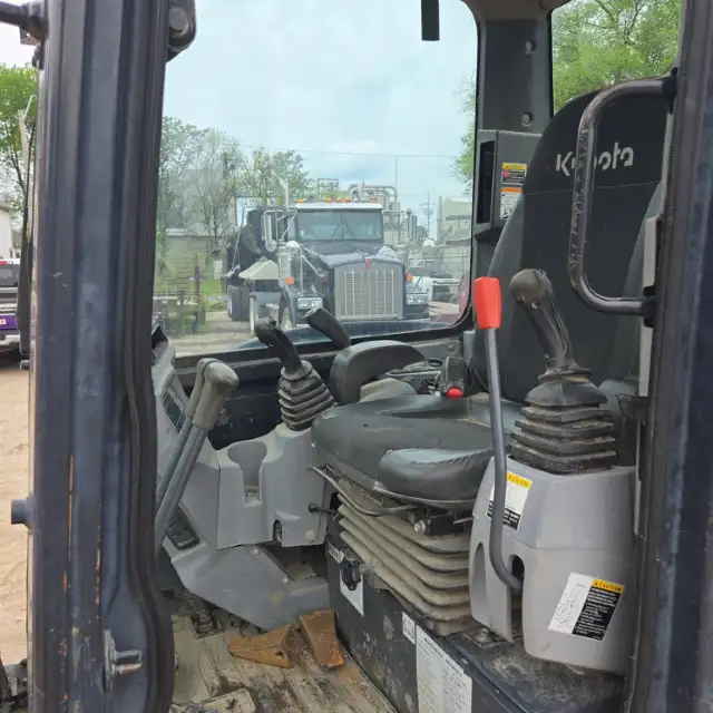 2014 Kubota KX040–4 mini excavator - Image 48