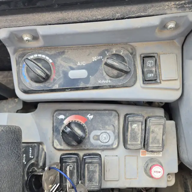 2014 Kubota KX040–4 mini excavator - Image 58