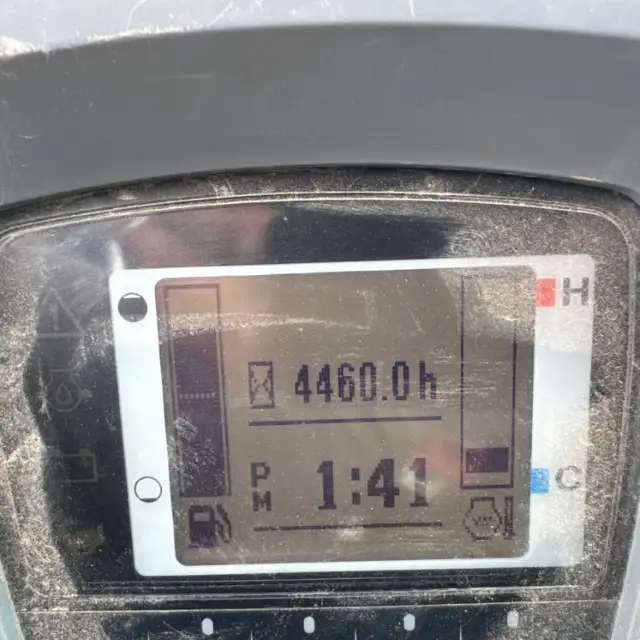 2014 Kubota KX040–4 mini excavator - Image 95