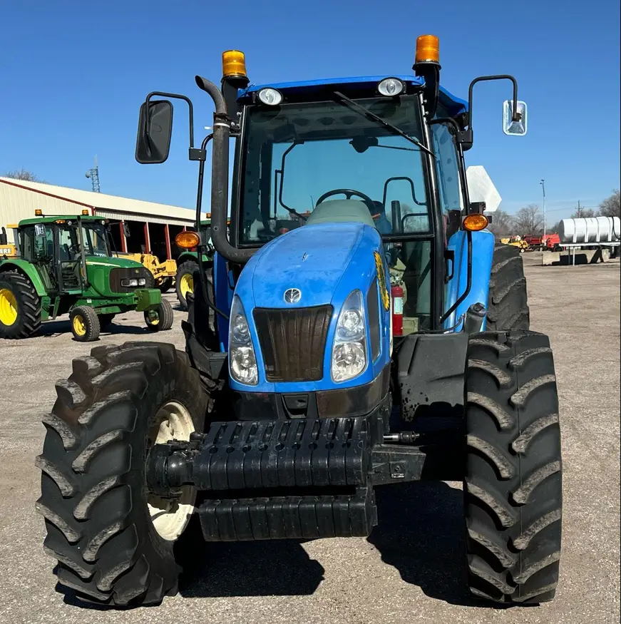 2012 New Holland T-5070 MFWD tractor - Image 3