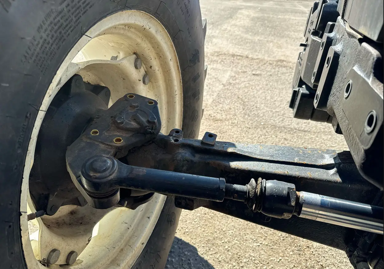 2012 New Holland T-5070 MFWD tractor - Image 11