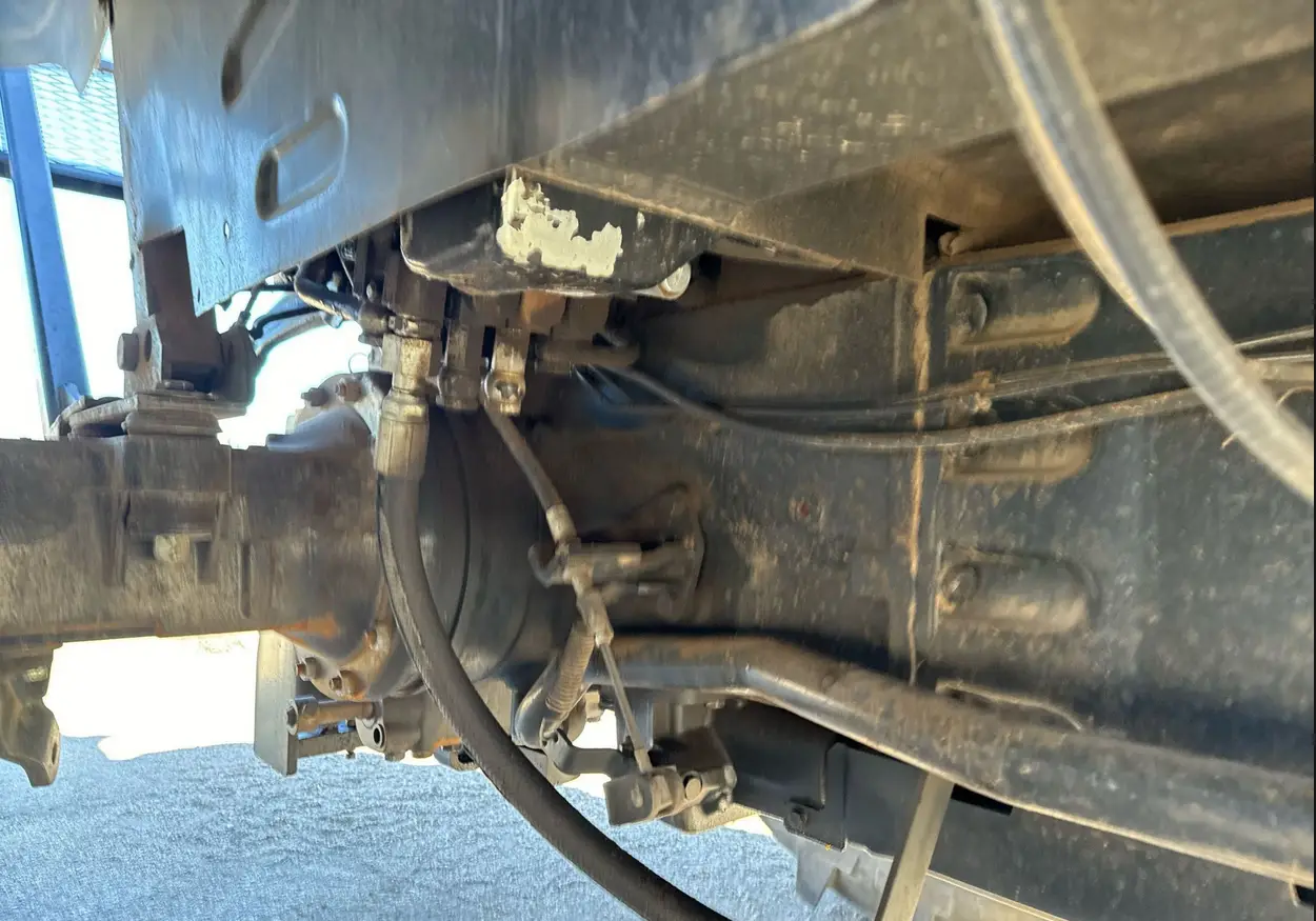 2012 New Holland T-5070 MFWD tractor - Image 16