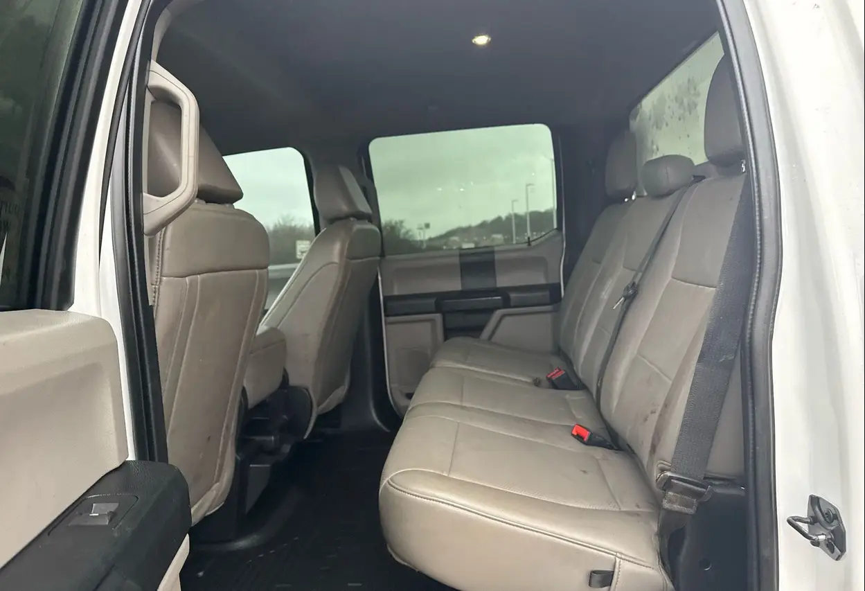 2021 Ford F350 Super Duty Crew Cab - Image 47