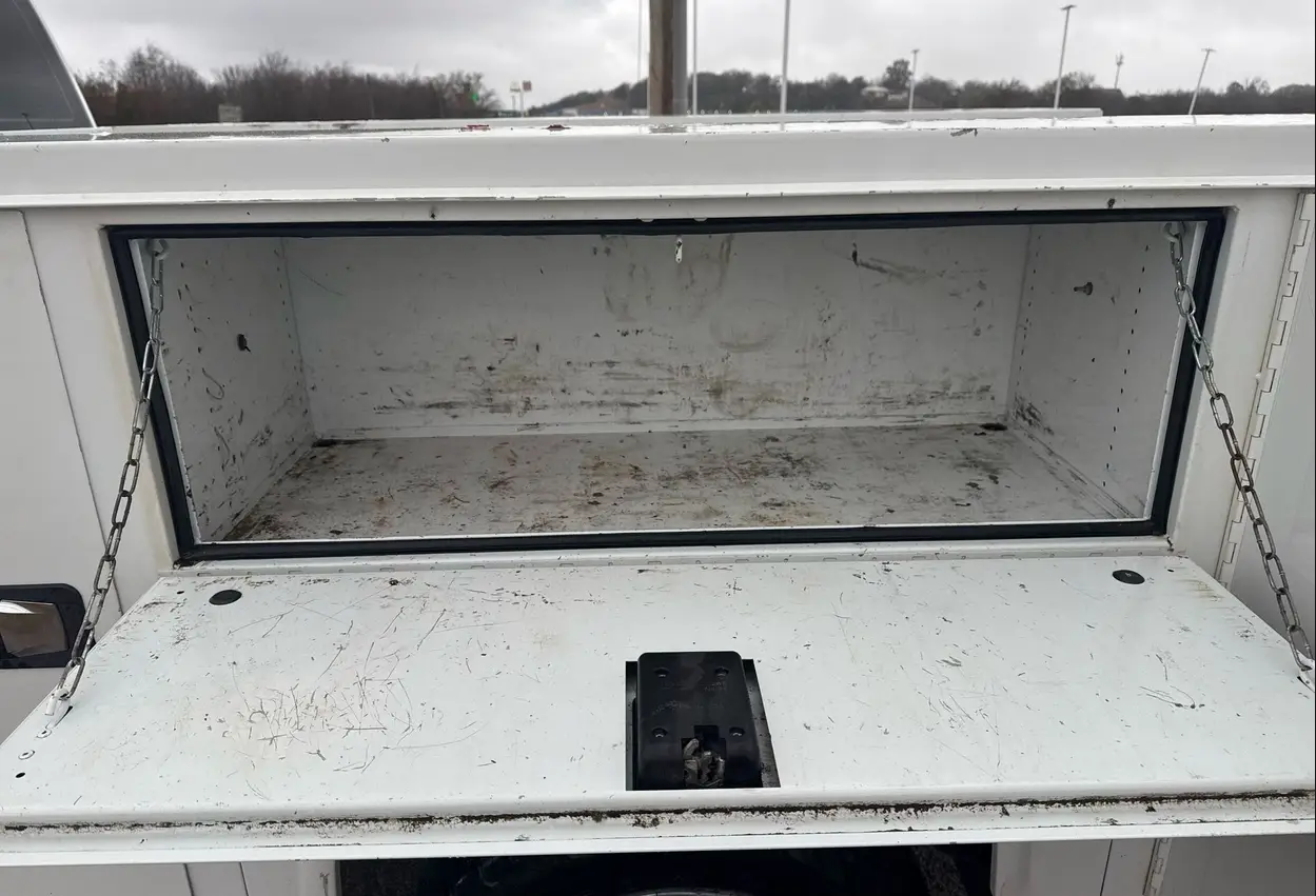 2021 Ford F350 Super Duty Crew Cab - Image 14