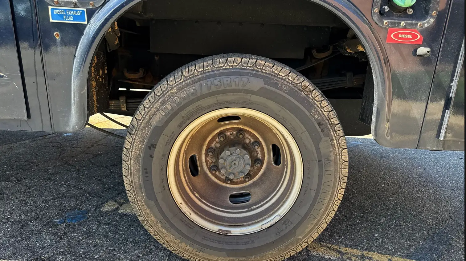 2021 Ford F350 Super Duty SuperCab - Image 22