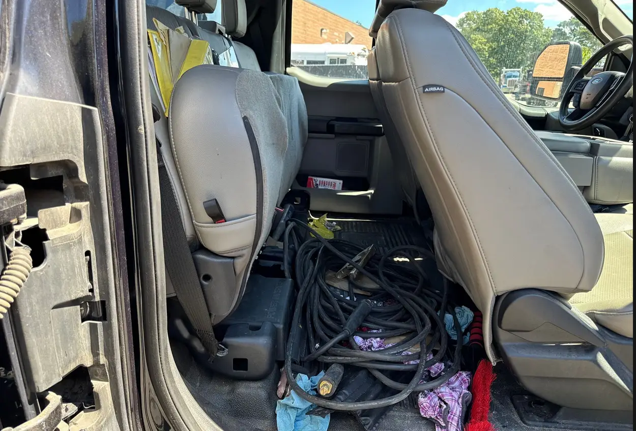 2021 Ford F350 Super Duty SuperCab - Image 46