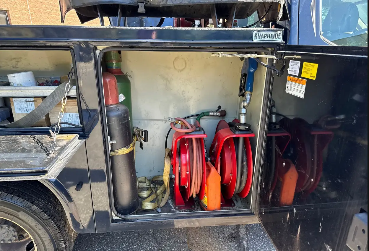 2021 Ford F350 Super Duty SuperCab - Image 23