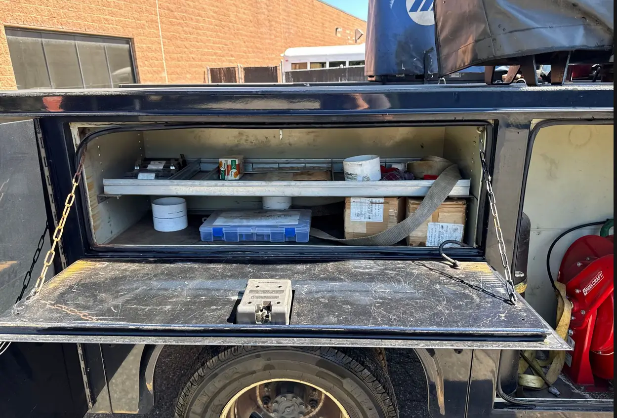 2021 Ford F350 Super Duty SuperCab - Image 25