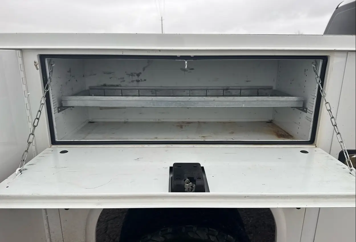 2021 Ford F350 Super Duty Crew Cab - Image 42