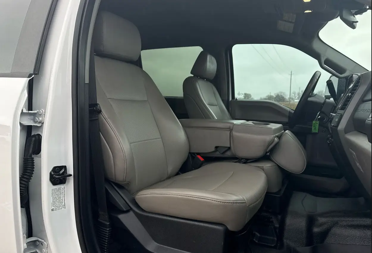 2021 Ford F350 Super Duty Crew Cab - Image 62