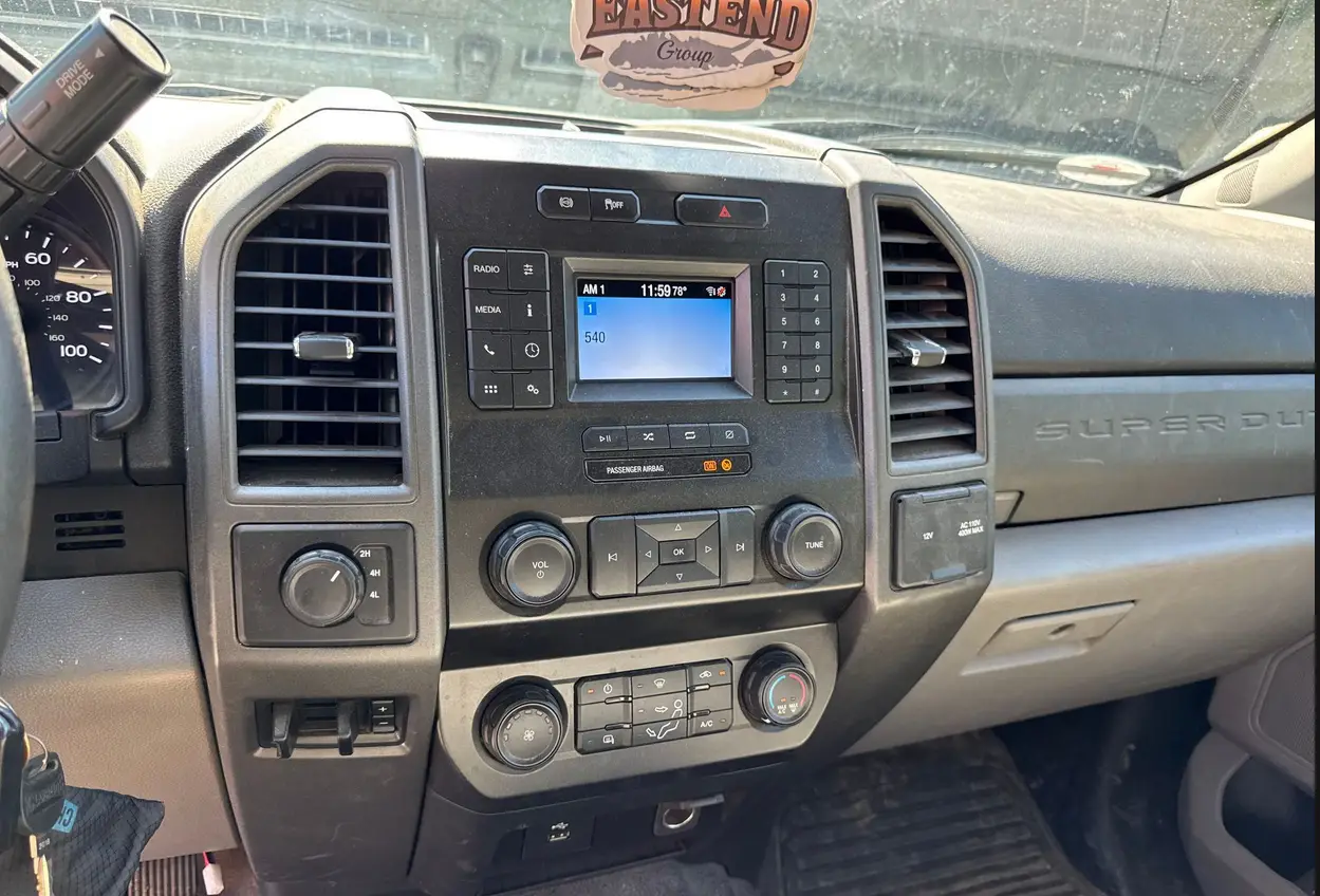 2021 Ford F350 Super Duty SuperCab - Image 96