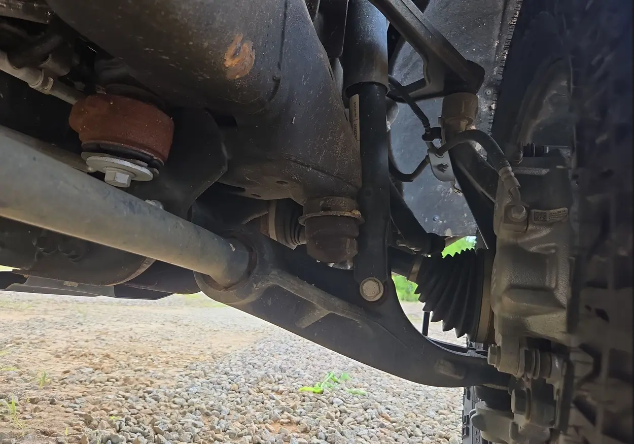 2023 GMC Sierra 3500HD Denali - Image 23